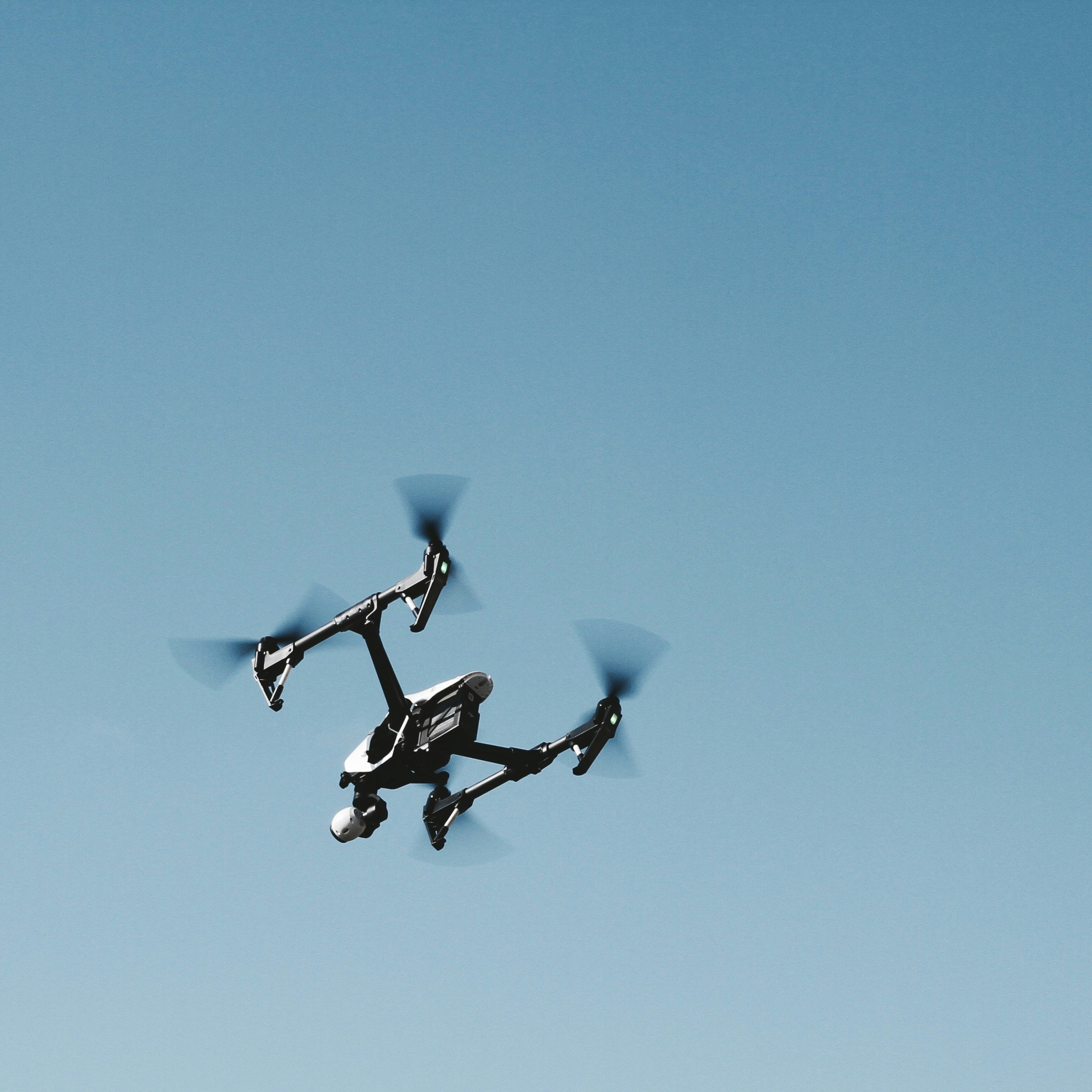 Les menaces de drones maritimes mondiales s'intensifient avec le déploiement de systèmes autonomes par les nations